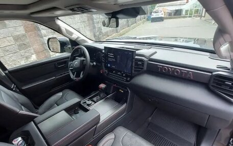 Toyota Sequoia, 2023 год, 14 300 000 рублей, 8 фотография