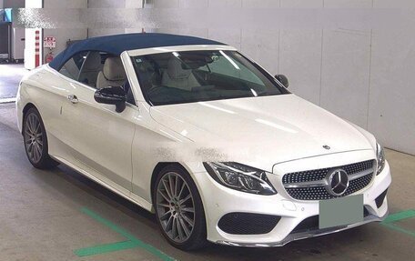 Mercedes-Benz C-Класс, 2018 год, 2 250 000 рублей, 3 фотография