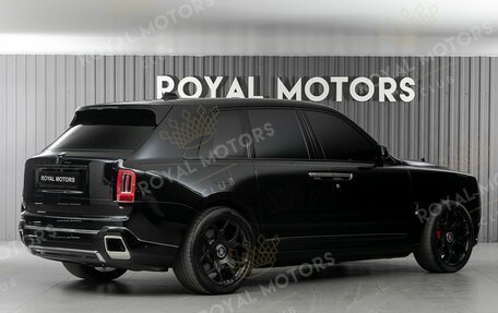 Rolls-Royce Cullinan, 2020 год, 35 000 000 рублей, 5 фотография