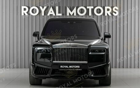 Rolls-Royce Cullinan, 2020 год, 35 000 000 рублей, 2 фотография