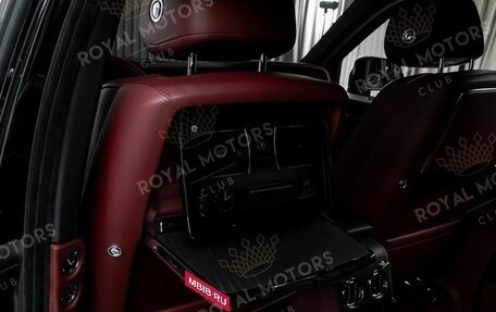 Rolls-Royce Cullinan, 2020 год, 35 000 000 рублей, 14 фотография