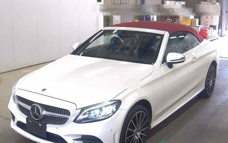 Mercedes-Benz C-Класс, 2019 год, 2 420 000 рублей, 1 фотография