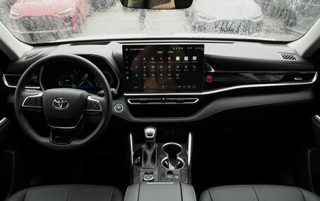 Toyota Highlander, 2025 год, 5 140 000 рублей, 28 фотография