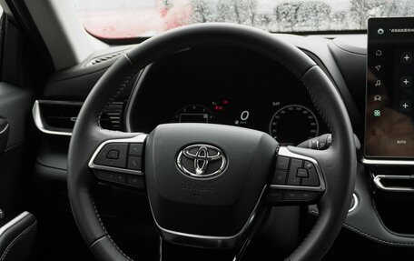 Toyota Highlander, 2025 год, 5 140 000 рублей, 29 фотография