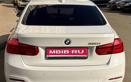 BMW 3 серия, 2015 год, 2 400 000 рублей, 2 фотография