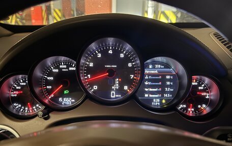 Porsche Cayenne III, 2011 год, 2 600 000 рублей, 10 фотография