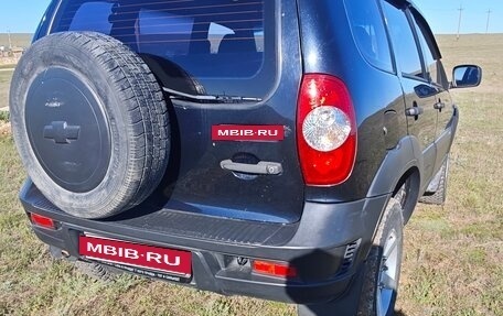 Chevrolet Niva I рестайлинг, 2011 год, 600 000 рублей, 5 фотография