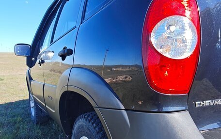 Chevrolet Niva I рестайлинг, 2011 год, 600 000 рублей, 7 фотография