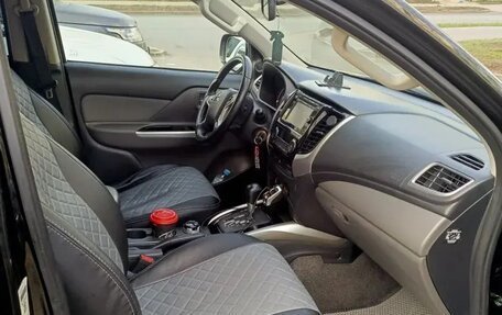 Mitsubishi L200 IV рестайлинг, 2017 год, 2 250 000 рублей, 10 фотография
