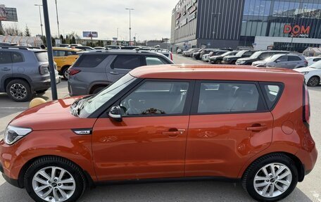 KIA Soul II рестайлинг, 2018 год, 1 200 000 рублей, 4 фотография