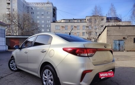 KIA Rio IV, 2019 год, 890 000 рублей, 6 фотография