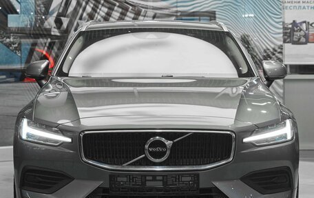 Volvo V60 II, 2020 год, 2 599 000 рублей, 2 фотография