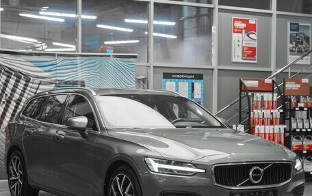 Volvo V60 II, 2020 год, 2 599 000 рублей, 3 фотография