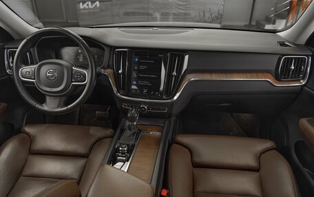 Volvo V60 II, 2020 год, 2 599 000 рублей, 9 фотография