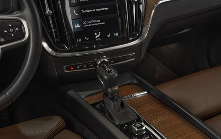 Volvo V60 II, 2020 год, 2 599 000 рублей, 15 фотография