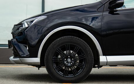 Toyota RAV4, 2017 год, 2 700 000 рублей, 9 фотография