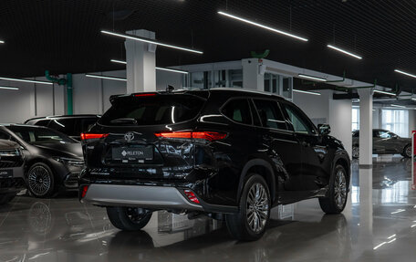 Toyota Highlander, 2026 год, 5 375 000 рублей, 4 фотография