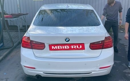 BMW 3 серия, 2013 год, 1 600 000 рублей, 3 фотография