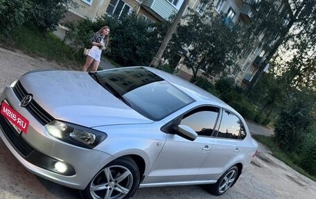 Volkswagen Polo VI (EU Market), 2011 год, 680 000 рублей, 5 фотография