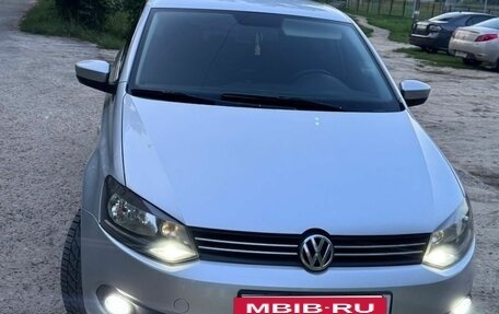 Volkswagen Polo VI (EU Market), 2011 год, 680 000 рублей, 10 фотография