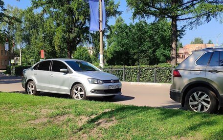 Volkswagen Polo VI (EU Market), 2011 год, 680 000 рублей, 35 фотография