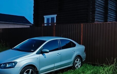 Volkswagen Polo VI (EU Market), 2011 год, 680 000 рублей, 37 фотография