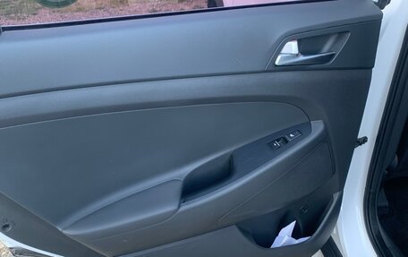 Hyundai Tucson III, 2018 год, 2 300 000 рублей, 4 фотография