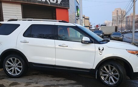 Ford Explorer VI, 2013 год, 1 800 000 рублей, 1 фотография