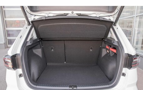 Volkswagen Tharu, 2025 год, 4 600 000 рублей, 13 фотография