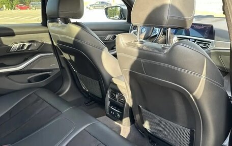 BMW 3 серия, 2019 год, 6 499 999 рублей, 18 фотография