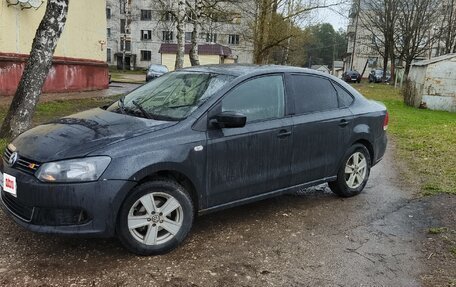 Volkswagen Polo VI (EU Market), 2011 год, 350 000 рублей, 2 фотография