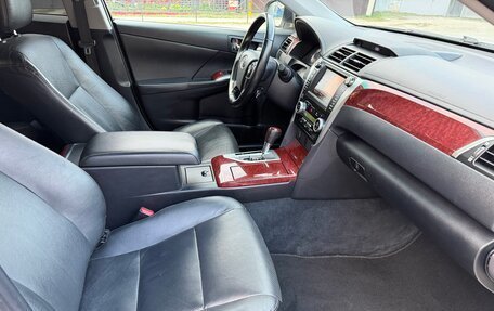 Toyota Camry, 2014 год, 1 785 000 рублей, 10 фотография