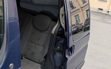 Peugeot Partner II рестайлинг 2, 2001 год, 235 000 рублей, 10 фотография