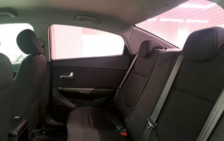 KIA Rio III рестайлинг, 2014 год, 1 000 000 рублей, 16 фотография