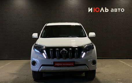 Toyota Land Cruiser Prado 150 рестайлинг 2, 2015 год, 3 700 000 рублей, 2 фотография