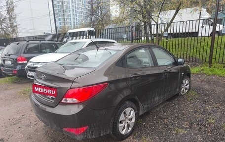 Hyundai Solaris II рестайлинг, 2016 год, 460 000 рублей, 3 фотография