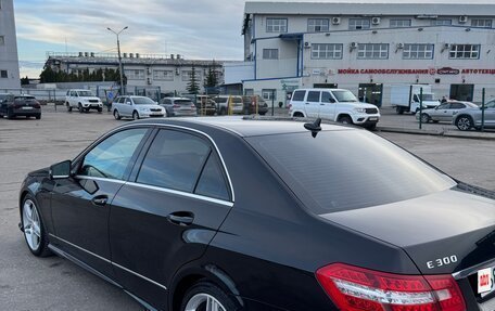 Mercedes-Benz E-Класс, 2011 год, 2 150 000 рублей, 4 фотография