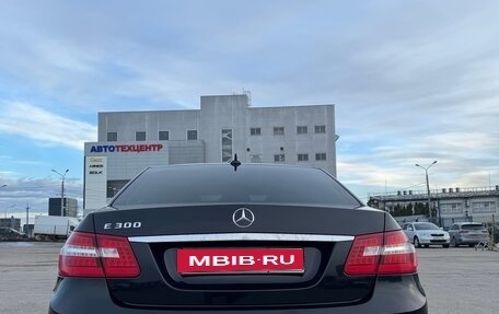 Mercedes-Benz E-Класс, 2011 год, 2 150 000 рублей, 5 фотография