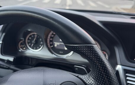 Mercedes-Benz E-Класс, 2011 год, 2 150 000 рублей, 15 фотография