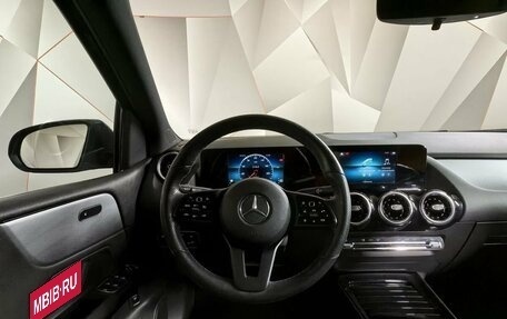 Mercedes-Benz B-Класс, 2020 год, 1 995 000 рублей, 20 фотография