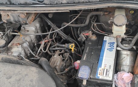 Hyundai H200 I, 1999 год, 240 000 рублей, 1 фотография