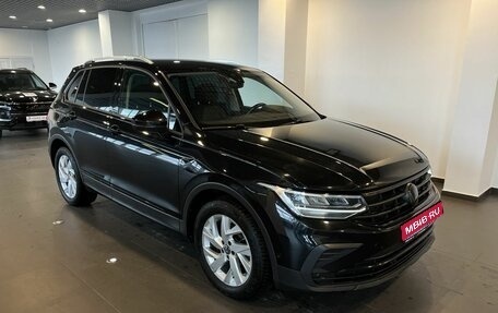 Volkswagen Tiguan II, 2022 год, 2 540 000 рублей, 1 фотография