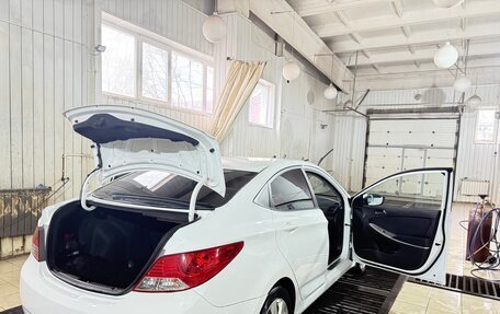 Hyundai Solaris II рестайлинг, 2011 год, 880 000 рублей, 6 фотография