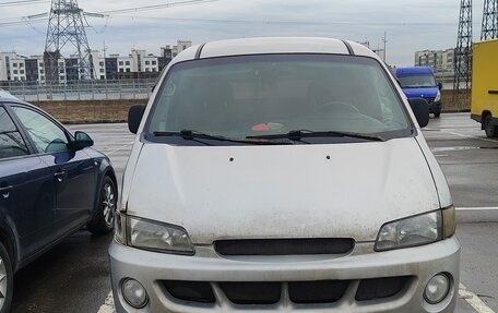 Hyundai H200 I, 1999 год, 240 000 рублей, 4 фотография