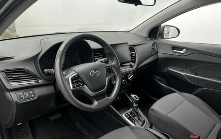 Hyundai Solaris II рестайлинг, 2021 год, 1 650 000 рублей, 22 фотография