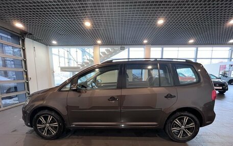 Volkswagen Touran III, 2012 год, 816 000 рублей, 6 фотография