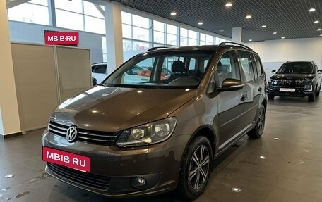 Volkswagen Touran III, 2012 год, 816 000 рублей, 7 фотография
