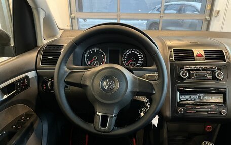 Volkswagen Touran III, 2012 год, 816 000 рублей, 10 фотография