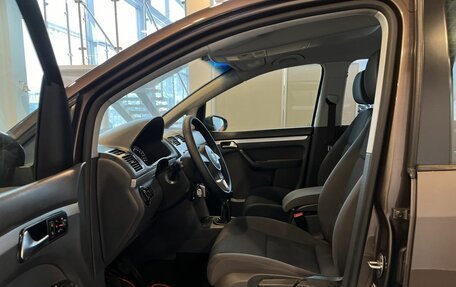 Volkswagen Touran III, 2012 год, 816 000 рублей, 16 фотография