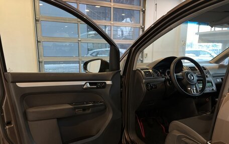 Volkswagen Touran III, 2012 год, 816 000 рублей, 20 фотография